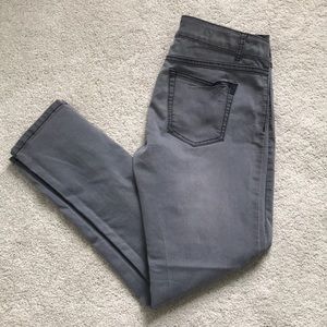 Stretchy skinny jeans!